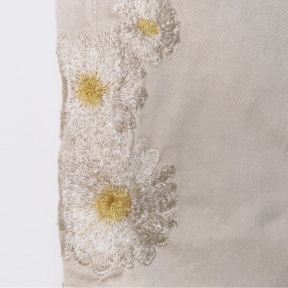 NWT daisy embroidered utility boyfriend straight leg crop khaki jeans size L - Picture 10 of 12